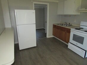 28 Reese St in Sumter, SC - Building Photo - Building Photo