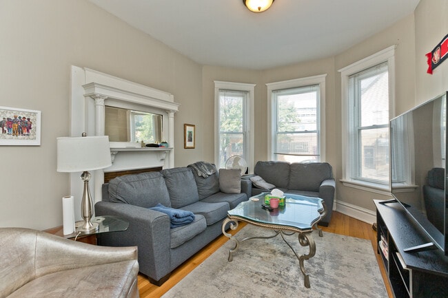 property at 3350 N Sheffield Ave