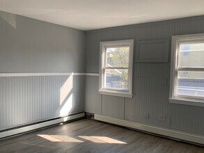 93 Ocean Ave in Jersey City, NJ - Building Photo - Building Photo