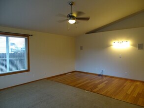 511 NW 12th St in Battle Ground, WA - Building Photo - Building Photo