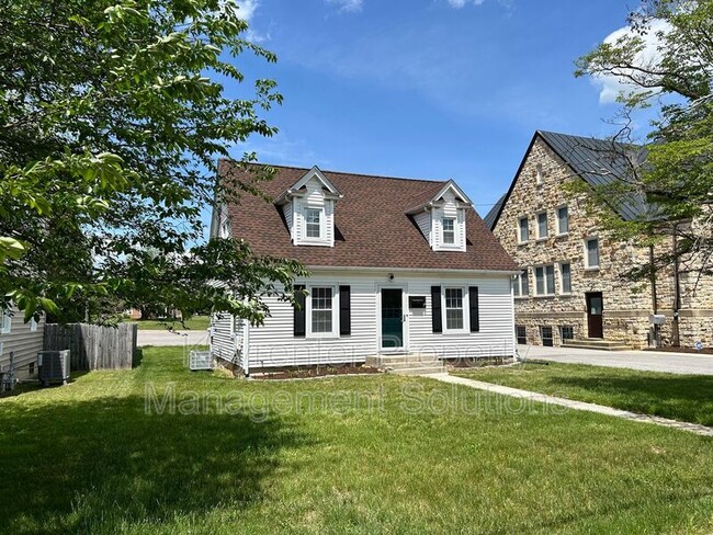 129 Dupont Cir in Waynesboro, VA - Building Photo - Building Photo