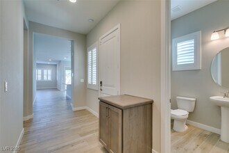 9876 Outer Hebrides Ave in Las Vegas, NV - Building Photo - Building Photo