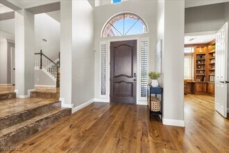 8 Shade Valley Ln in Henderson, NV - Building Photo - Building Photo