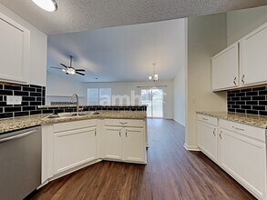 1405 Willshire Dr in Greenwood, IN - Building Photo - Building Photo