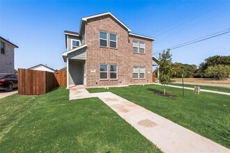 5933 Grayson St in Fort Worth, TX - Building Photo - Building Photo