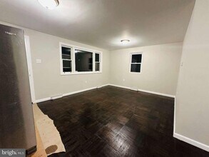 8105 Large St in Philadelphia, PA - Building Photo - Building Photo