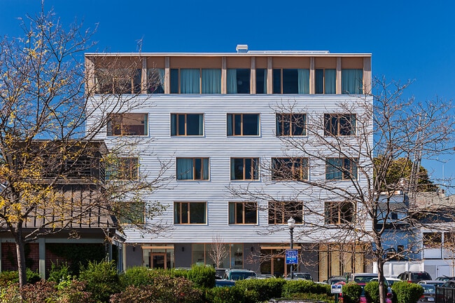 Boltwood Place Apartments