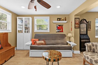 5614 27th Ave S in Gulfport, FL - Building Photo - Building Photo