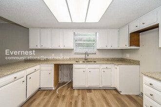3323 Lakemar Pl in Jacksonville, FL - Building Photo - Building Photo