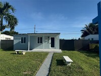 2240 Rutland St in Opa Locka, FL - Building Photo - Building Photo