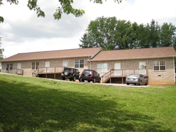 Rocky Top Apartments in Johnson City, TN - Building Photo