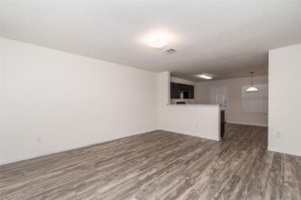 5438 Quail Cove Ln in Houston, TX - Building Photo - Building Photo