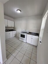 5731 NW 6th Ave in Miami, FL - Foto de edificio - Building Photo