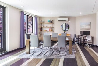 1113 York Ave in New York, NY - Building Photo - Building Photo