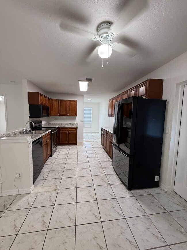 1131 W 26th St in Riviera Beach, FL - Building Photo - Building Photo