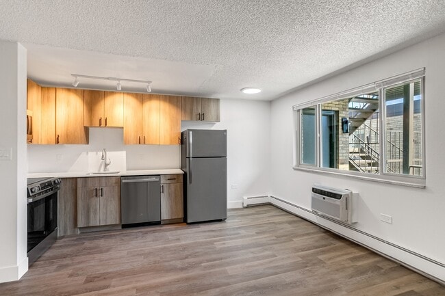 Orea Apartments in Denver, CO - Building Photo - Building Photo