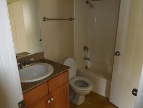 103 Camino Alto, Unit 162condo NCA in Vallejo, CA - Building Photo - Building Photo