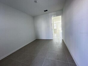 2742 Skyline Lp in Kissimmee, FL - Building Photo - Building Photo