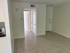 2906 Sweeney Ln in Austin, TX - Building Photo - Building Photo