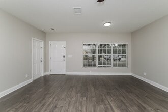 416 Summer Sails Dr in Valrico, FL - Foto de edificio - Building Photo