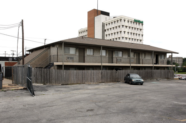 Baltimore Apartments in Tulsa, OK - Foto de edificio - Building Photo