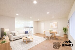 13129 Oxnard St in Los Angeles, CA - Building Photo