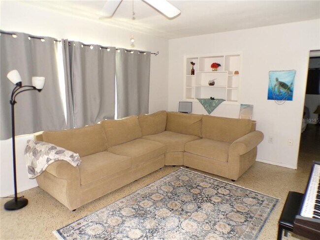 239 Cocoa Ln in Venice, FL - Building Photo - Building Photo