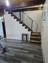 20086 Gregory Creek Rd in Lakehead, CA - Building Photo