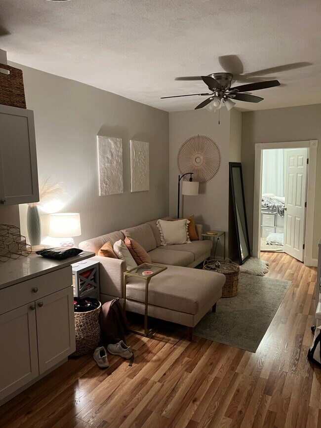 19 Sheafe St, Unit 7 in Boston, MA - Foto de edificio - Building Photo