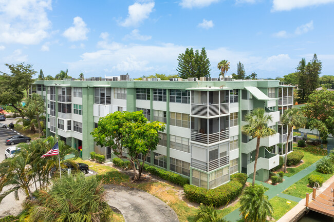 Beacon Building in Hollywood, FL - Foto de edificio - Building Photo