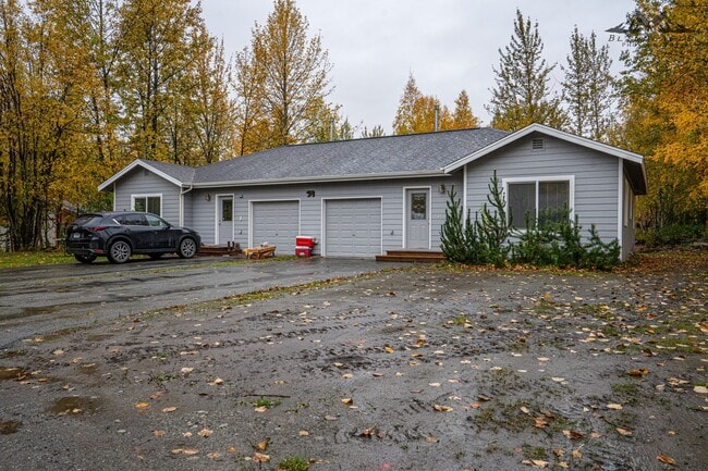 property at 1290 Hoka Hay Cir