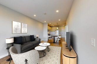 155 Lenox St-Unit -FL3-ID1712A in Norwood, MA - Building Photo - Building Photo