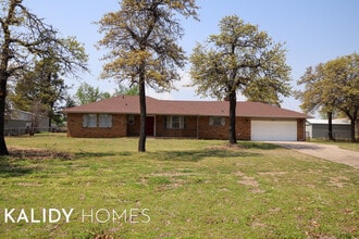 1891 Lytal Ln in Choctaw, OK - Building Photo - Building Photo