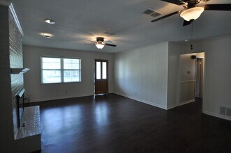 301 Powell Dr in Tyler, TX - Building Photo - Building Photo