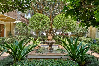 72 SE 6th Ave-Unit -C in Delray Beach, FL - Foto de edificio - Building Photo