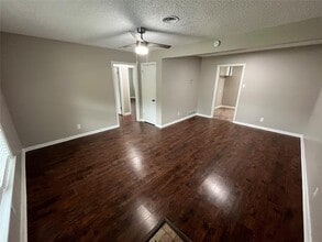 2543 Quinto Dr in Dallas, TX - Building Photo - Building Photo