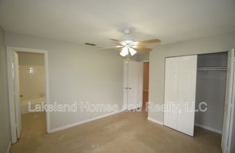 117 Leelon Rd in Lakeland, FL - Building Photo - Building Photo