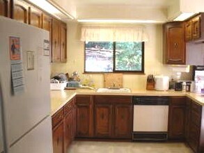 18830 61st Pl NE in Kenmore, WA - Building Photo - Building Photo