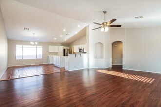 15821 W Tara Ln in Surprise, AZ - Building Photo - Building Photo