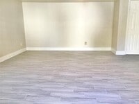 5530 Truett St photo'