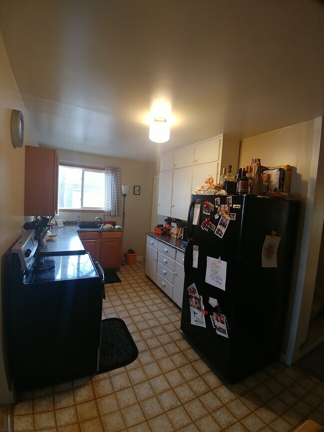 121 S Pine St Rentals in Vermillion, SD