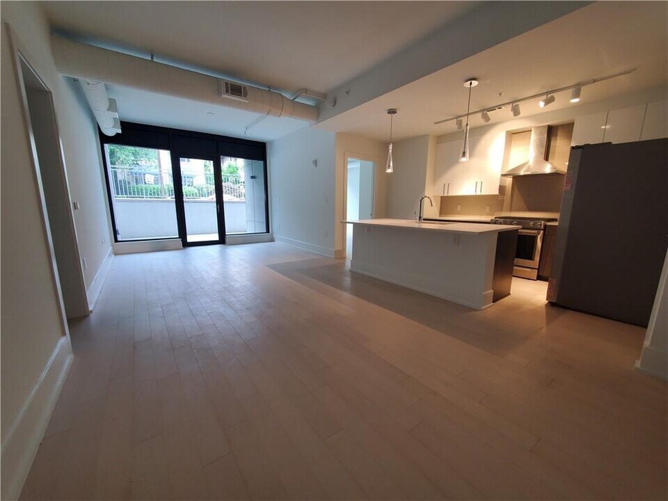 775 Juniper St NE in Atlanta, GA - Building Photo