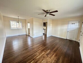 603 Seminole Pl in Marietta, GA - Building Photo - Building Photo