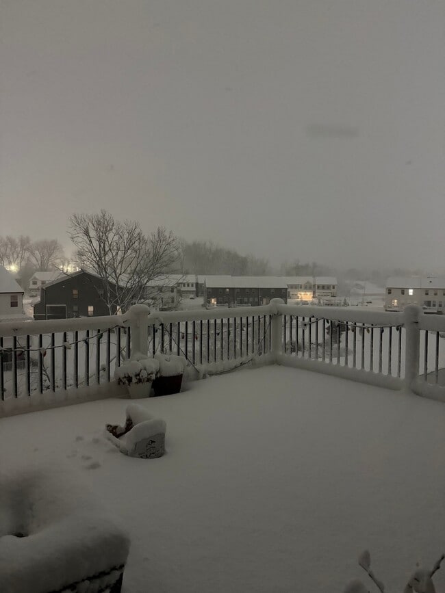 property at 11 Aspen Wy