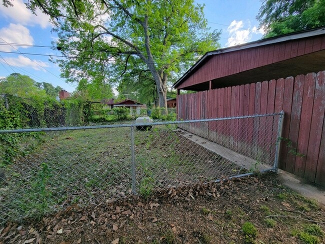 3607 Bellaire Ave in Shreveport, LA - Foto de edificio - Building Photo