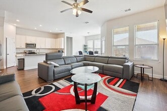 313 Marble Creek Dr in Fort Worth, TX - Building Photo - Building Photo