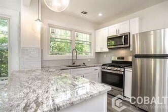 678 Moreland Ave NE in Atlanta, GA - Building Photo - Building Photo