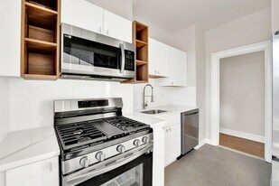 275 Harrison Ave in Jersey City, NJ - Building Photo