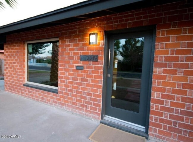 2219 W Indianola Ave in Phoenix, AZ - Building Photo - Building Photo