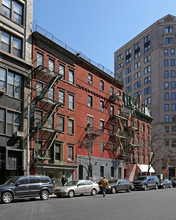 231-235 Lafayette St in New York, NY - Building Photo - Building Photo